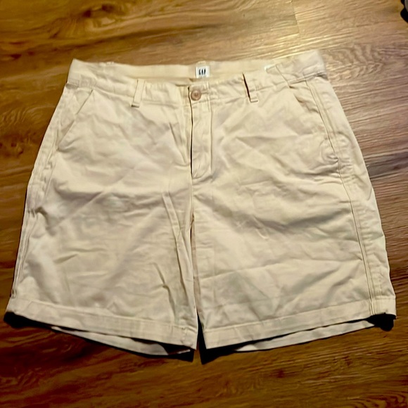 GAP Pants - Gap Girlfriend Shorts